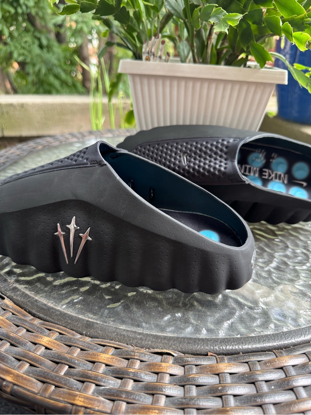 Nike mule